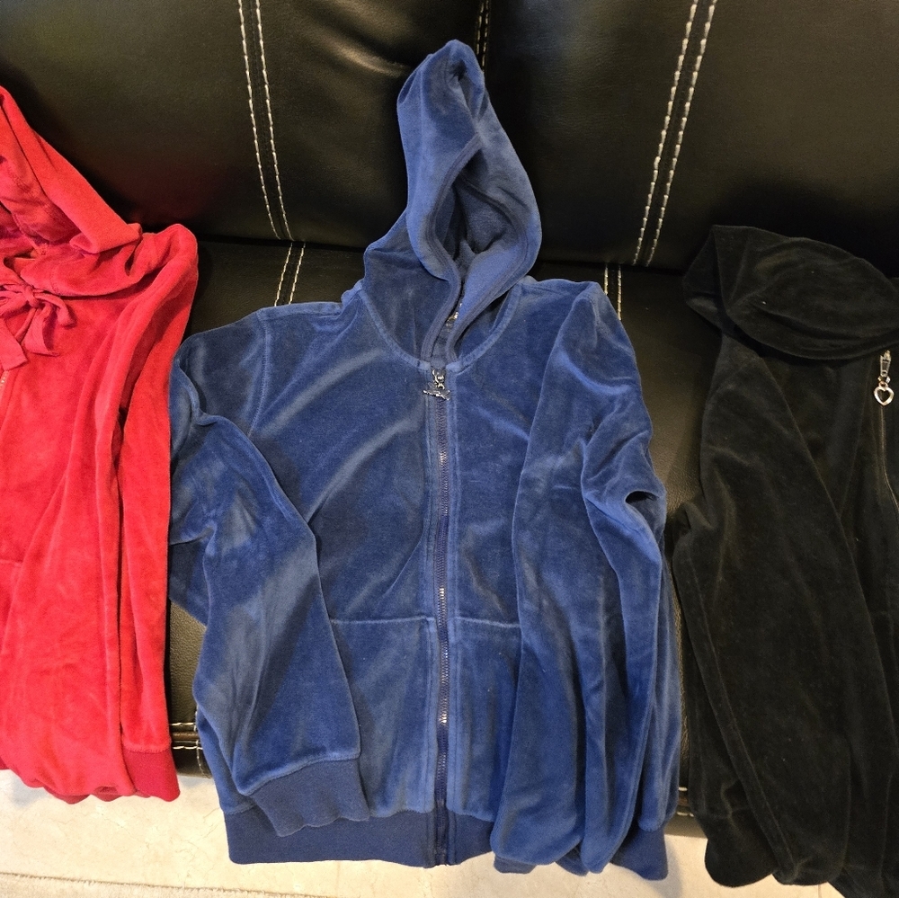 Velour Hoodie Set Of 3 - Red, Blue, Black Size Small - Picture 4 of 5